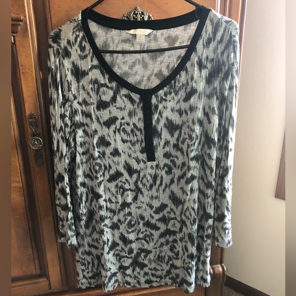 Worn once Laura Ashley Women’s 3/4 sleeve Top